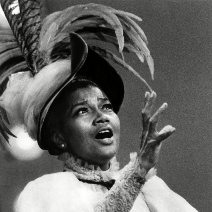 Pearl Bailey performing a song from 'Hello, Dolly!' 1968